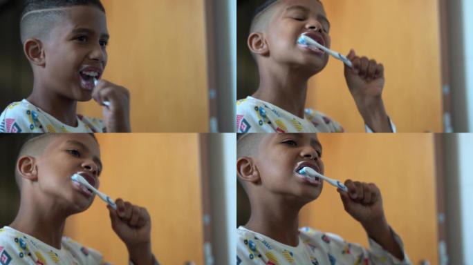 在刷牙的小男孩