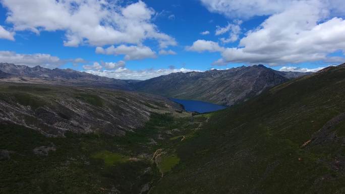 航拍四川甘孜康定木格措贡嘎山