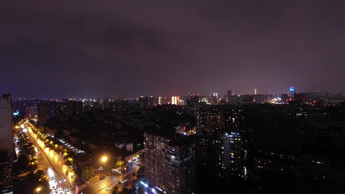 城市雨夜延时