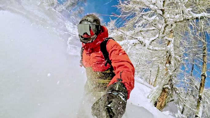 野外自由滑雪板运动员