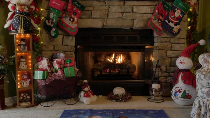 室内圣诞场景平安夜火炉装扮过节西方