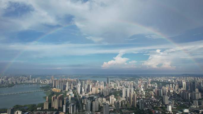 武汉城市彩虹航拍