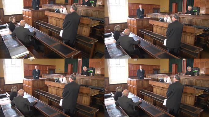 律师与法官在法庭案件中询问证人