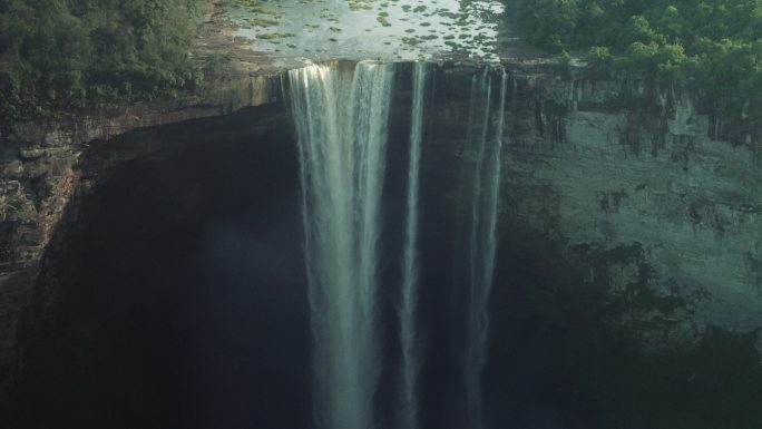 波塔罗河上的凯特尔瀑布