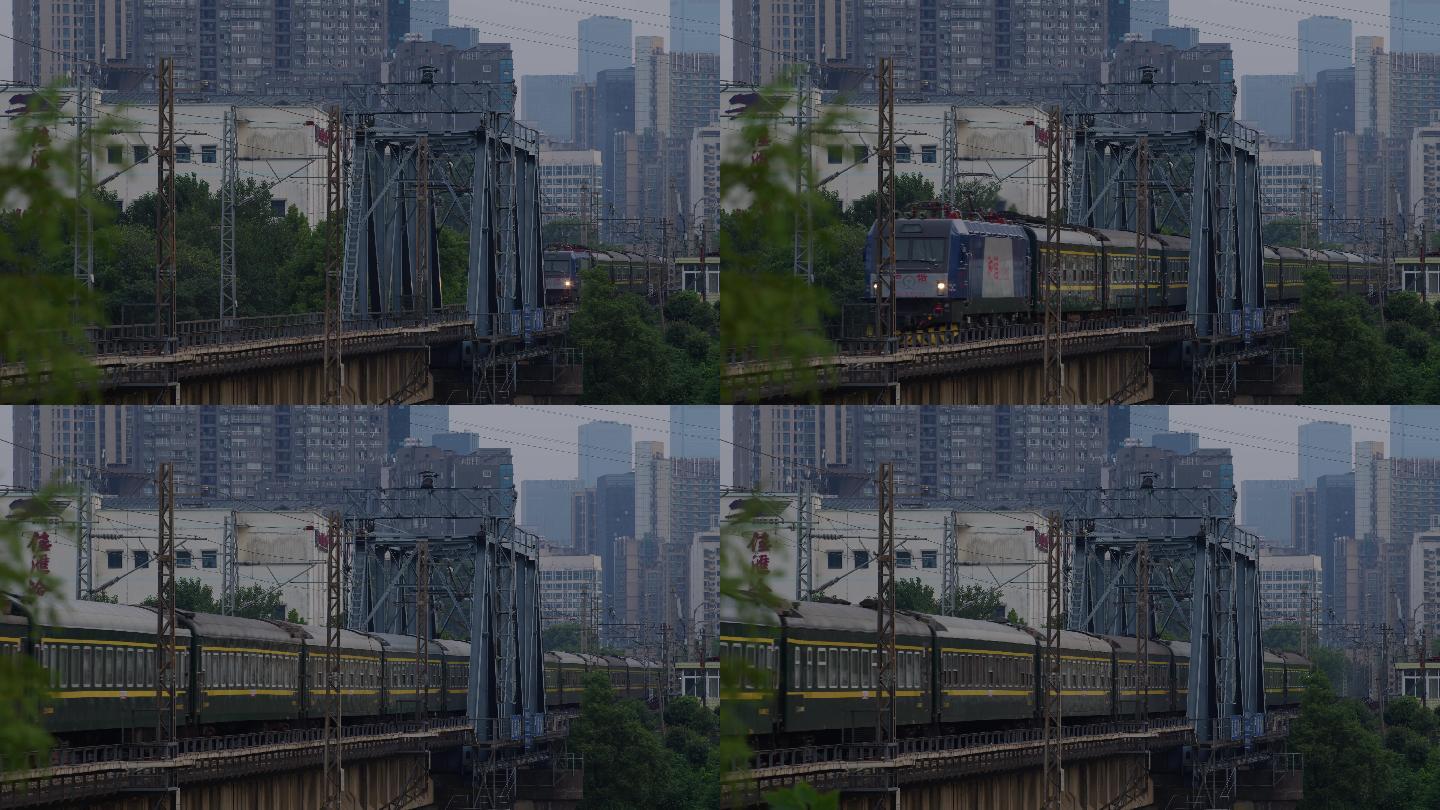 绿皮火车开过铁路桥02