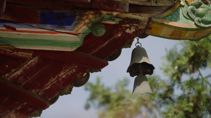 香火鼎盛的 中国寺庙 香炉 风铃