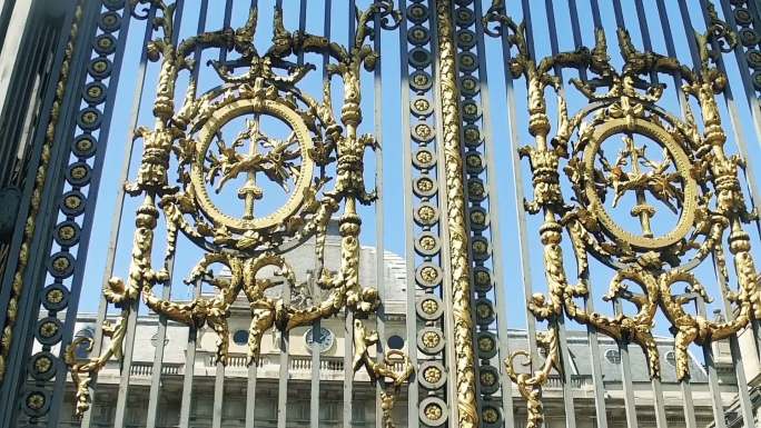 法国巴黎正义宫的正门