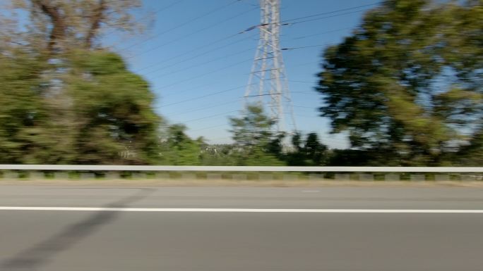 高速驾驶车外风景车内视角沿途景色风光美景