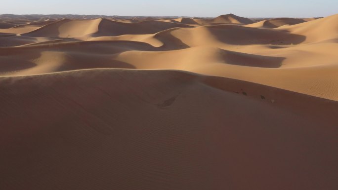 沙漠全景沙漠曲线 沙漠地质公园