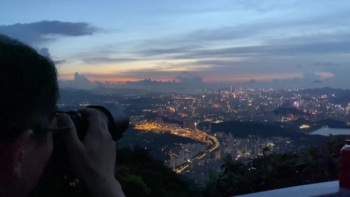 原创实拍 摄影发烧友梧桐山夜拍璀璨深圳