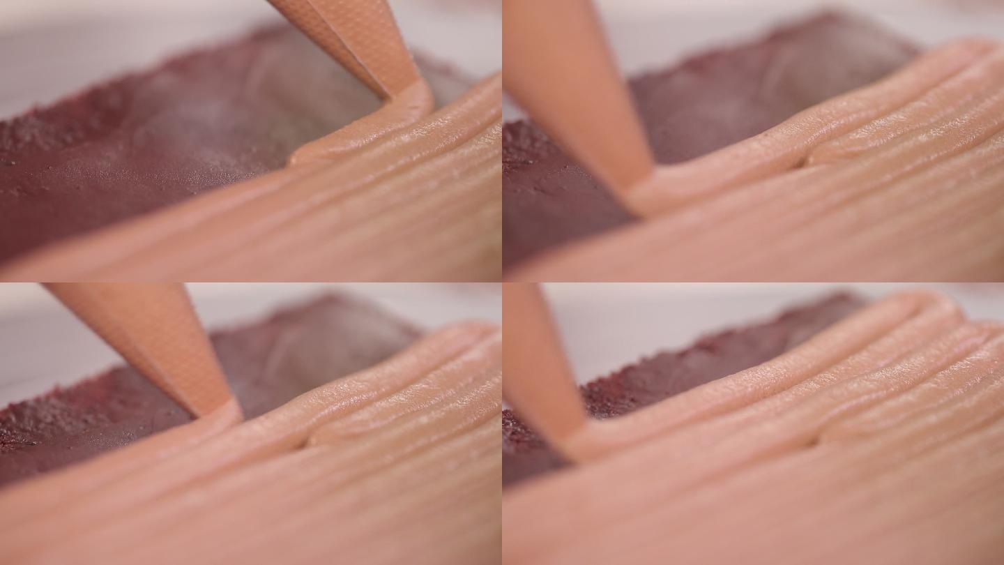 裱花制作奶油生巧巧克力蛋糕 (7)