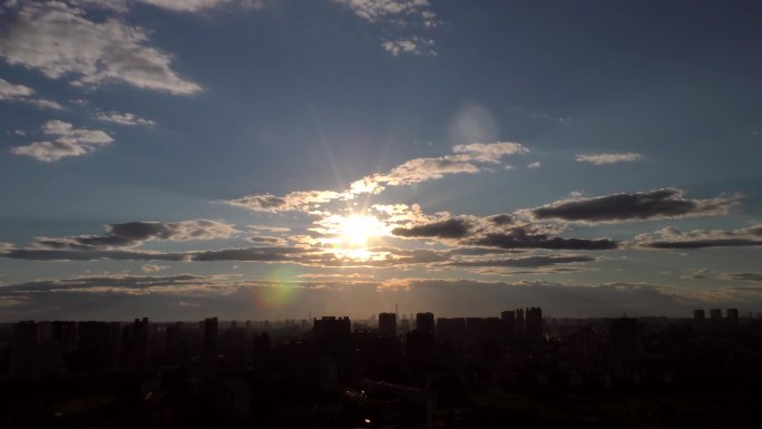 城市落日黄昏彩云彩霞晚霞太阳落日夕阳红