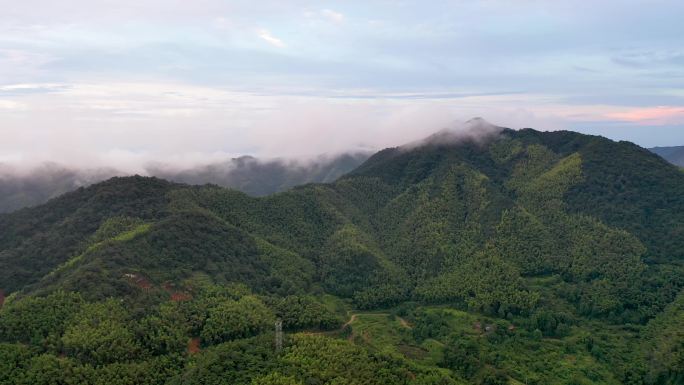 云峰台山顶飘云