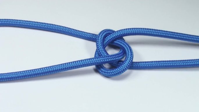 保龄球结蓝色绳子