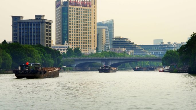 京杭大运河河运货船运输