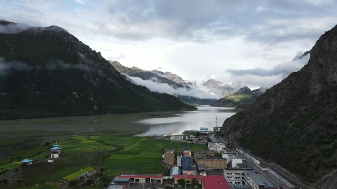 神奇西藏最美波密湖