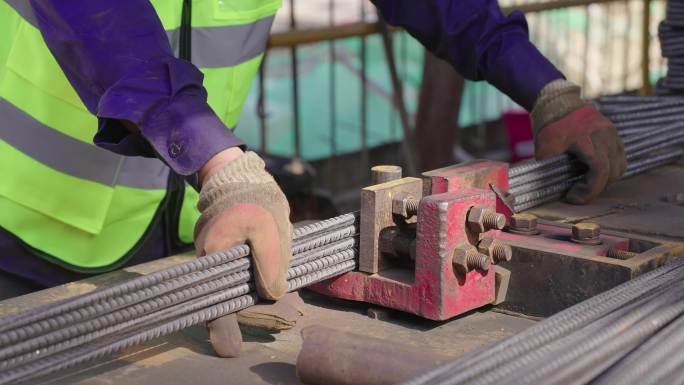 工地辛苦建设建设工人农民工积极状态