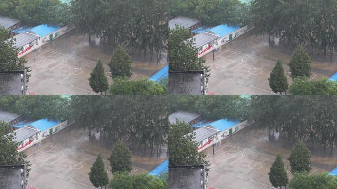 4K实拍小学校园下大雨