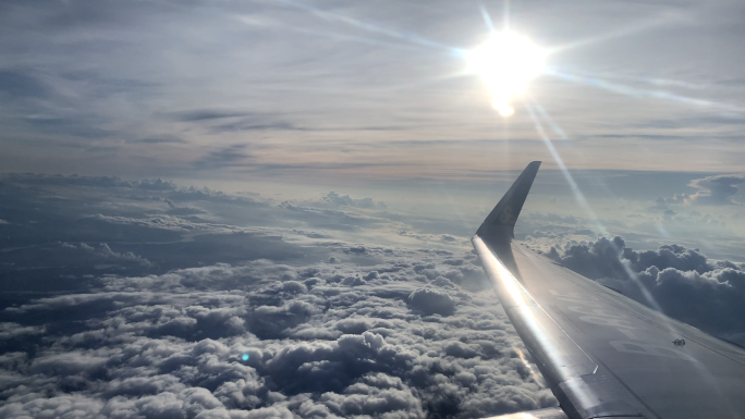 【4K】飞机靠窗拍摄云海