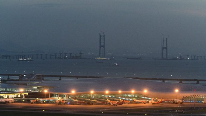 夜景：世界十大美丽机场之深圳宝安国际机场
