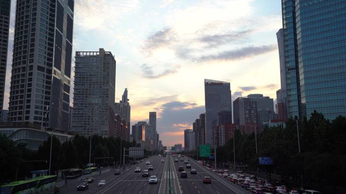 夕阳下的北京商务中心