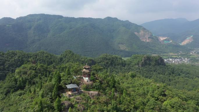 山顶观景亭航拍