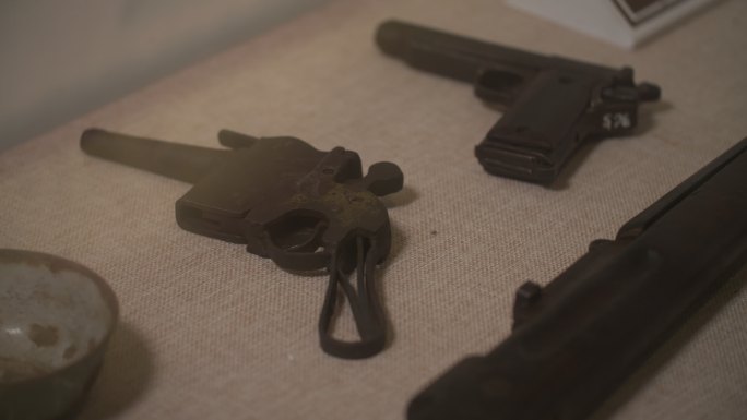 彭雪枫同志事迹展览馆手枪游击队用过的物件