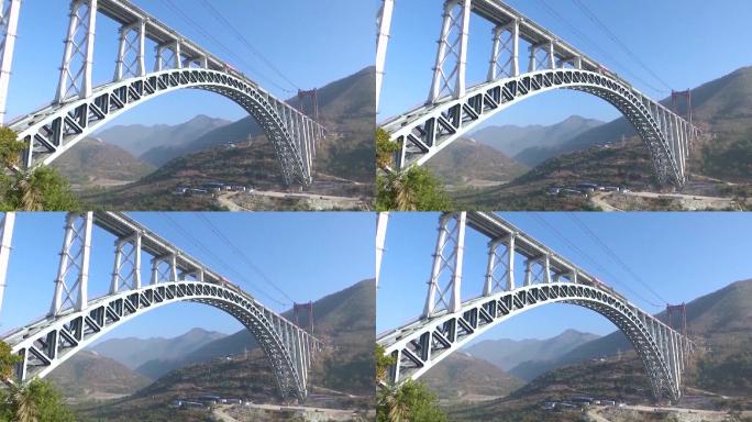 中国云南省乡村铁路桥移镜头