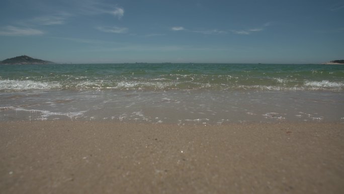 潮州海边空镜南门海堤沙滩海浪