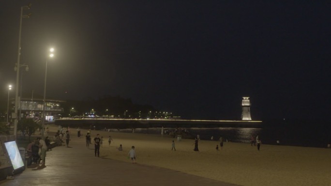 夜晚珠海爱情邮局与沙滩