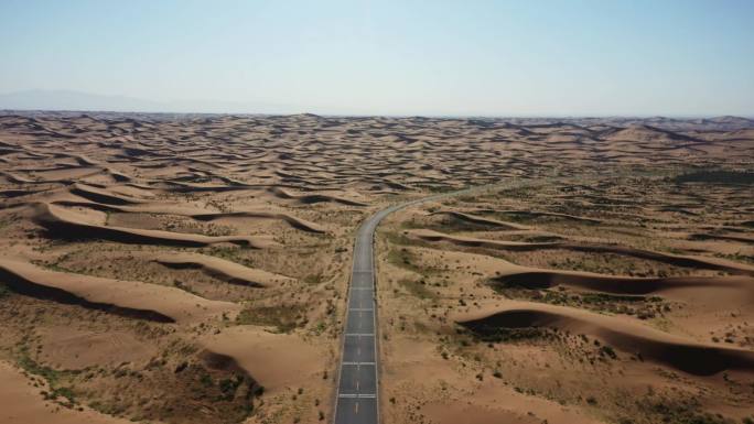 沙漠公路航拍视频素材