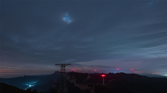 风车电塔夜晚银河星空4k