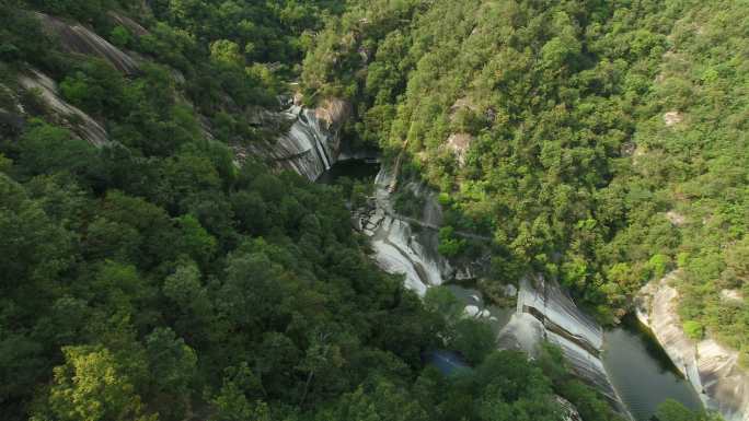 西峡龙潭沟瀑布航拍