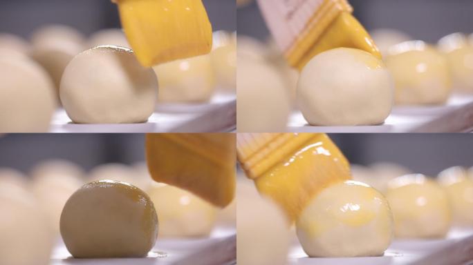 蛋黄酥刷蛋液 (4)