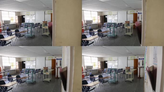 教室里空无一人