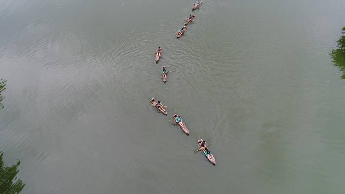 海南黎族撑船唱歌航拍