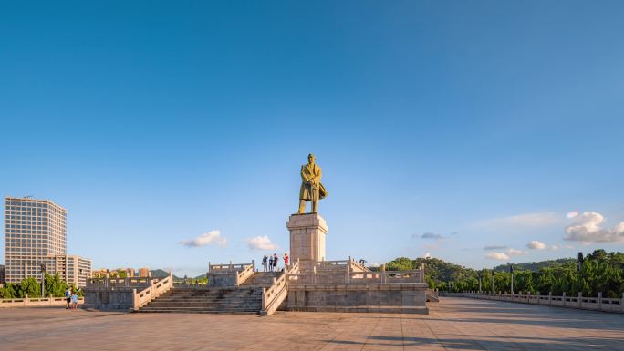 广东中山孙文纪念公园孙中山雕像大范围延时