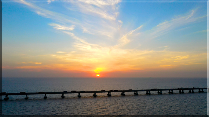 航拍东海大桥日出壮观景象一镜到底「4K」