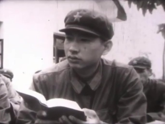 60年代士兵学习