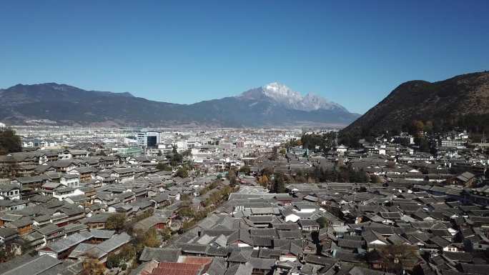 丽江 古镇 航拍 雪山