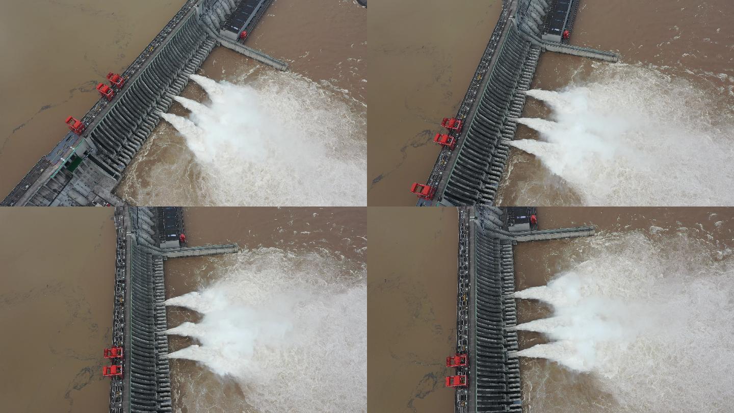 三峡大坝开闸泄洪