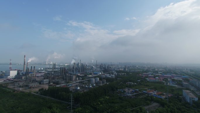 大庆风景航拍石油加工冶炼厂