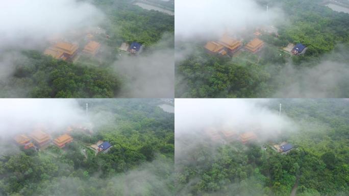 晨雾中的灵岩禅寺