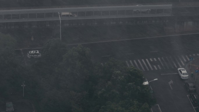 4K大暴雨中的城市街头04