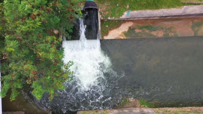 污水出水口水池再生水