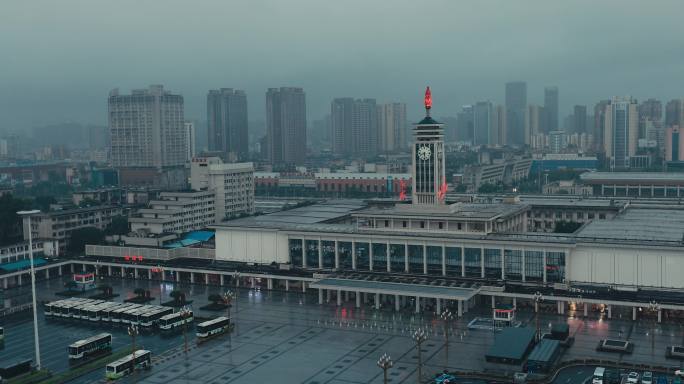 阴雨天的长沙火车站一组03