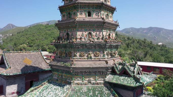 航拍山西国宝广胜寺世界唯一琉璃宝塔飞虹塔