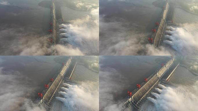 三峡大坝开启4个泄洪孔泄洪