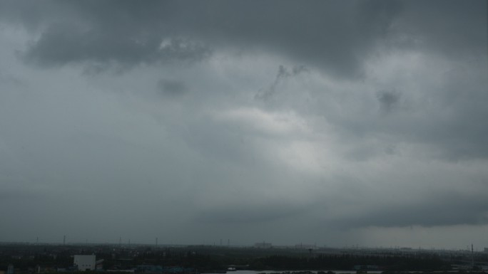 黑云暴雨