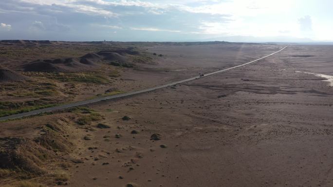 逆光沙漠荒漠公路